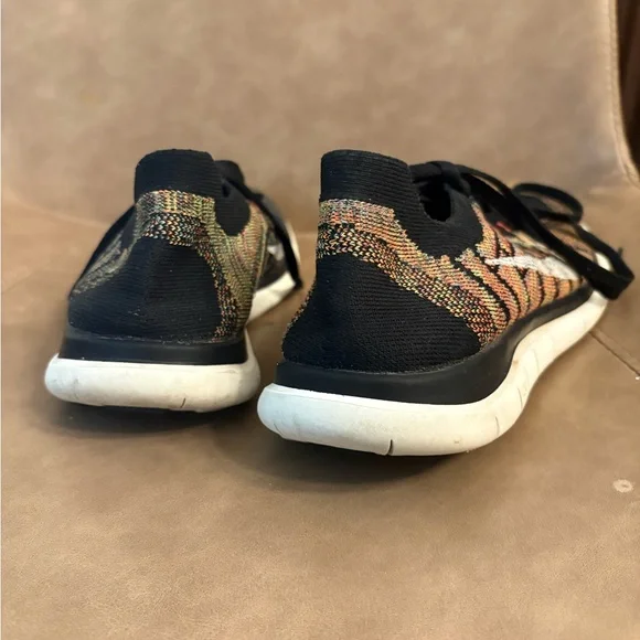 Nike Womens Multicolor Flyknit Running Sneakers - Black Base - Picture 3 of 6